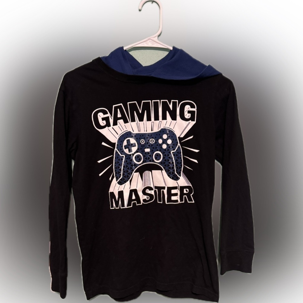 Children’s Place XL Boys Gaming top with hood! Great condition!